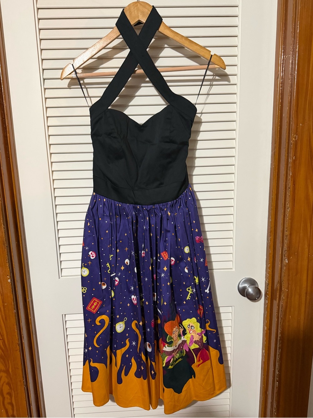 Disney Hocus Pocus Dress - New - Size Medium - Open to offers
